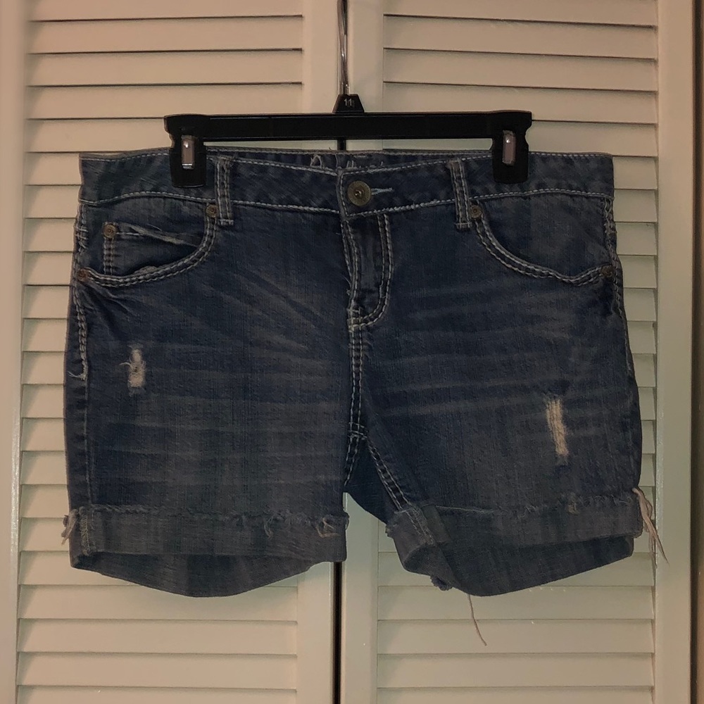 Amethyst blue Jean shorts